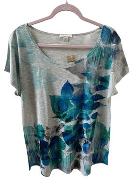 Coldwater Creek short-sleeved scoop neck tee